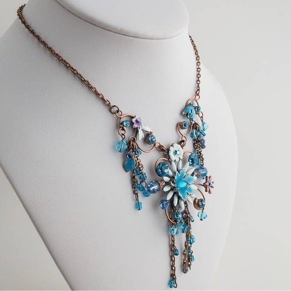 𝅺Copper Floral Pendant Necklace Statement Blue White Crystal Rhinestone Enamel - Picture 5 of 13